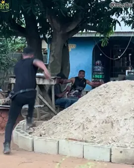 Nobody was hurt in the course of making this video  This page does not support violence  #funny #trending #film #prank #movie #videoviral 