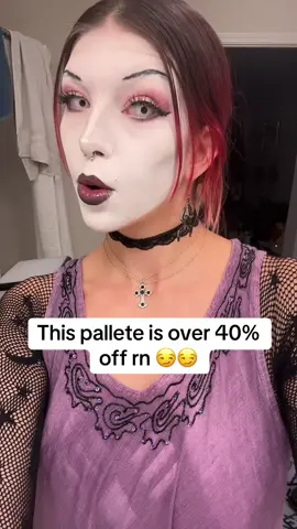 I’ve been loving this for my spooky looks ❤️❤️#fyp #spookyseason #athenafacepaintpallete #makeup #halloween 