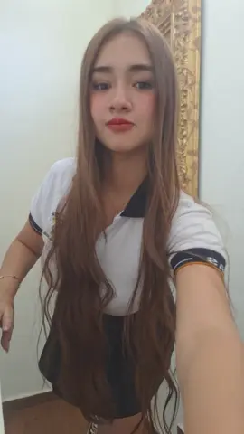 uy y esa chica bailadora guapa #paratii #Viral #foryoupage #views #trend 
