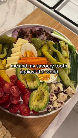 I did it again 🫡 #savourygirl #snackplate #fyp #girldinner #snackplatter 