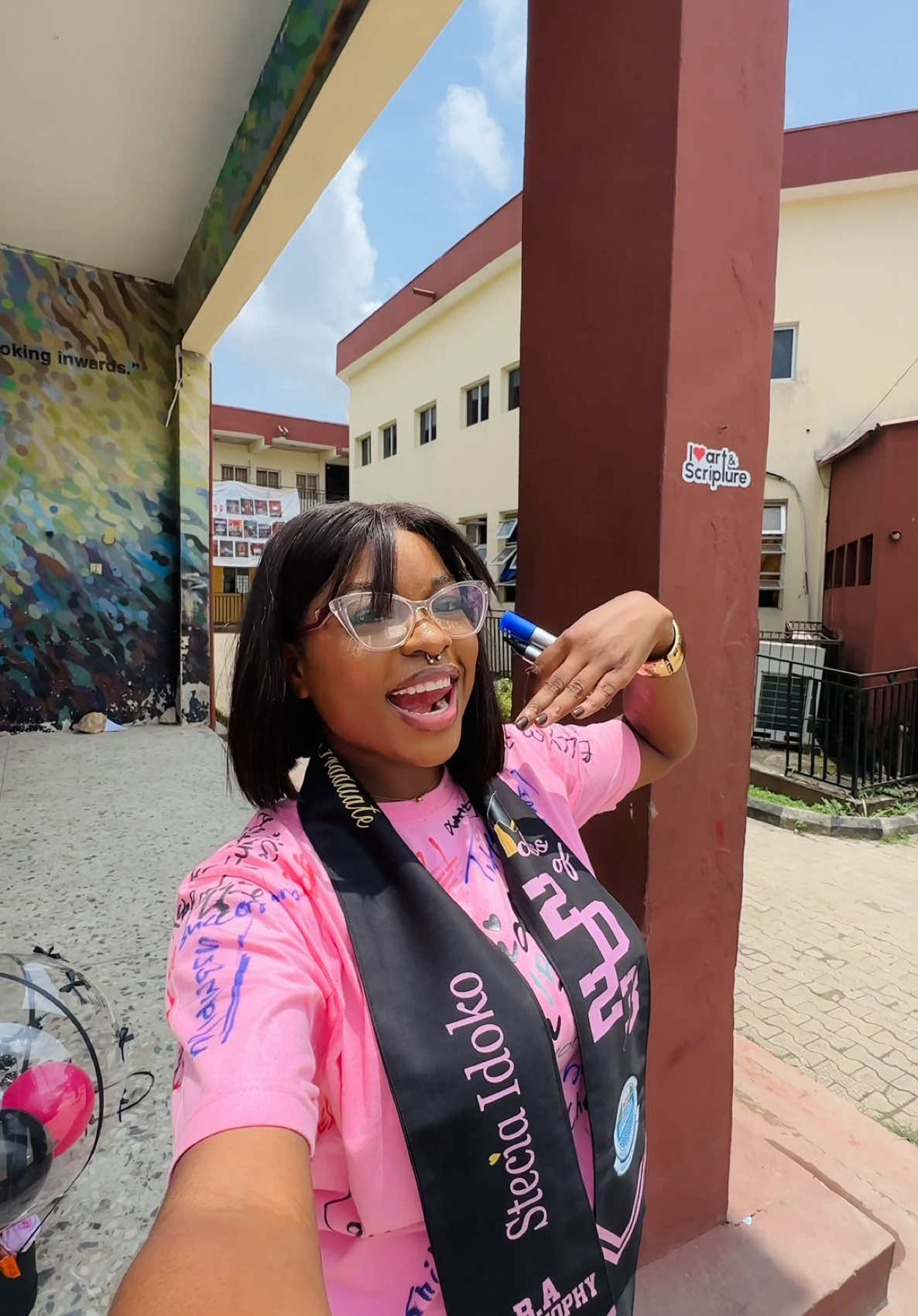 It’s All Over💕😍😌 #goviral #finalyearstudent #signoutday🎉🎉🎊🎊👩🏼‍🎓👩🏼‍🎓🔥 #signouttransition 