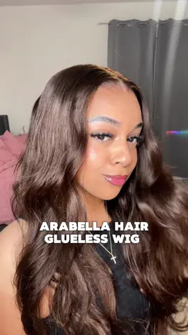 @Arabella Hair Official come to the front!!! This unit is gorgeous and perfect warm tones for the fall 🤎🤌🏼 • • • • • • • • • #gluelesswig #gluelesswiginstall 