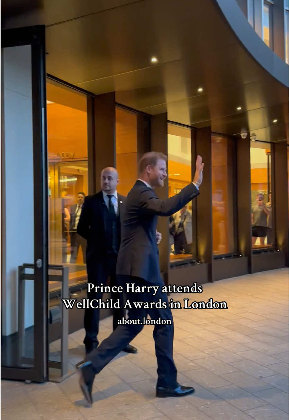 Prince Harry attends WellChild Awards in London today #princeharry #royalfamily #royal #london 