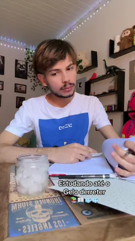 Dando o meu melhor nos estudos 😍🥶🧊 #fy