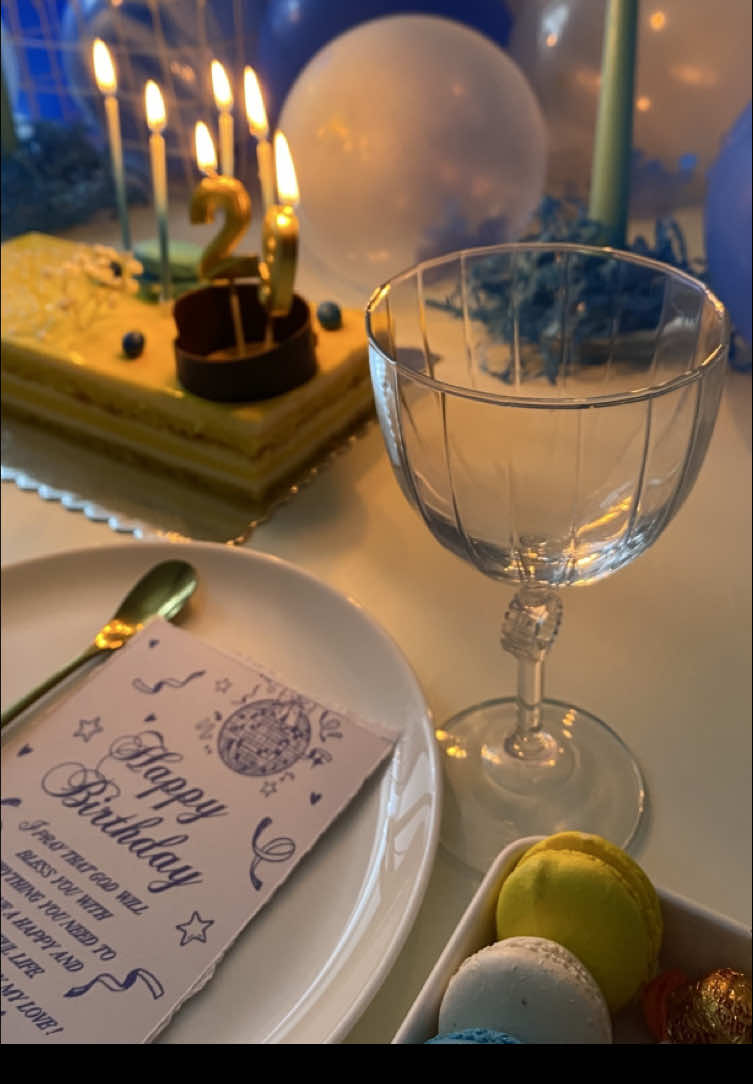 🥹💙💛 #cuisine #cuisinealgerienne #food #foodphotography #photooftheday #photography #instagram #instagood #instalike #fyp #fypシ #explorepage #explore #algeria #algerie #algerienne🇩🇿 #femmealgerienne #femmedz #birthday