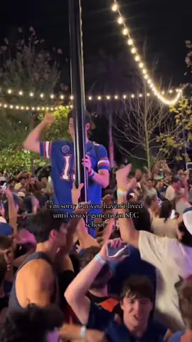 feeling emotional senior year also @Briley King u ate this cover up #uf #universityofflorida #sec #secschool #CollegeFootball 