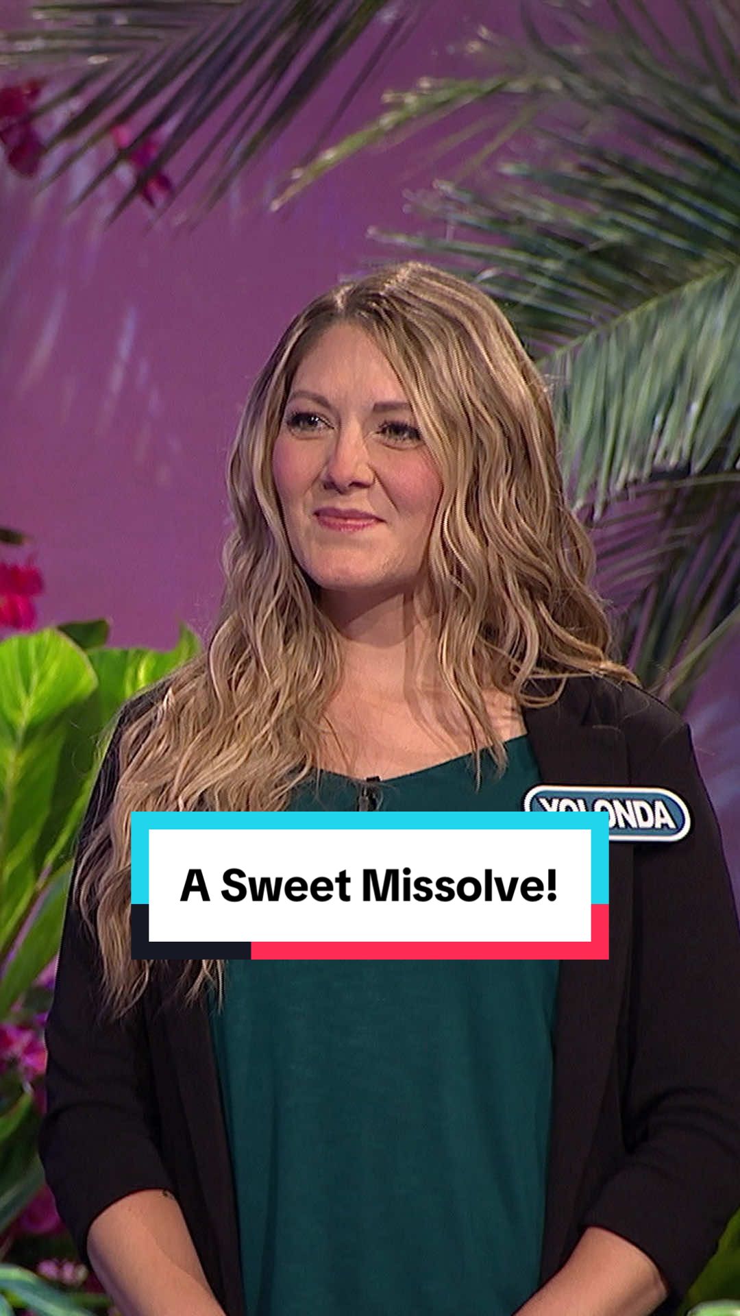 Someone must have a sweet tooth! 🤣 #funnymoment #gameshow #wheeloffortune 