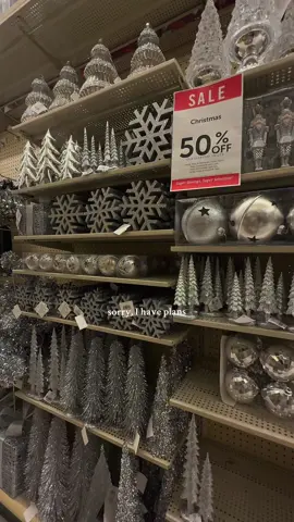 50% all Christmas decor @hobby lobby go get a headstart 😻🎄#fyp #christmas #hobbylobby #hobbylobbyfinds #minivlog 