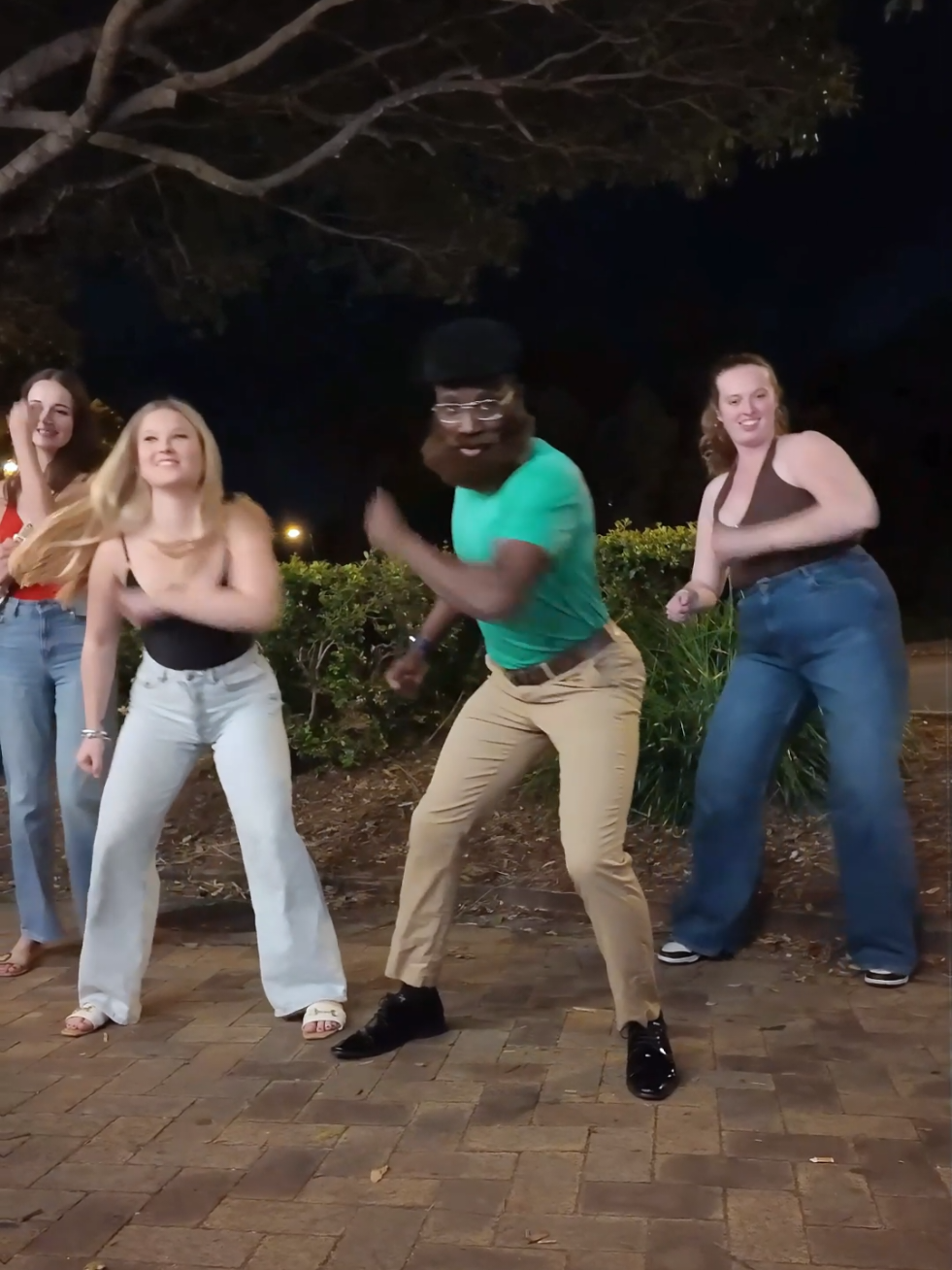 The Niece's turnt up with Unc #uncxvaderdance #viral #dance #trend #trending 