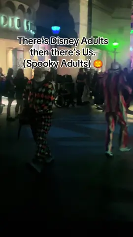 Art giving Disney princess vibes 😂 #fyp #hhn #disneyadult #spookyseason #terrifier 