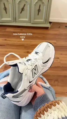 i’ve gotten so many compliments on these!! 😍  #shoetok #tennisshoes #sneakers #sneakertok 