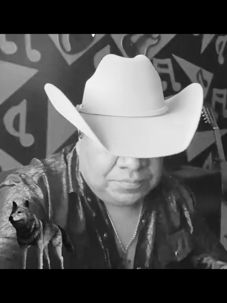 #blackandwhite #ranchera #mariachi #cantando #karaoke 