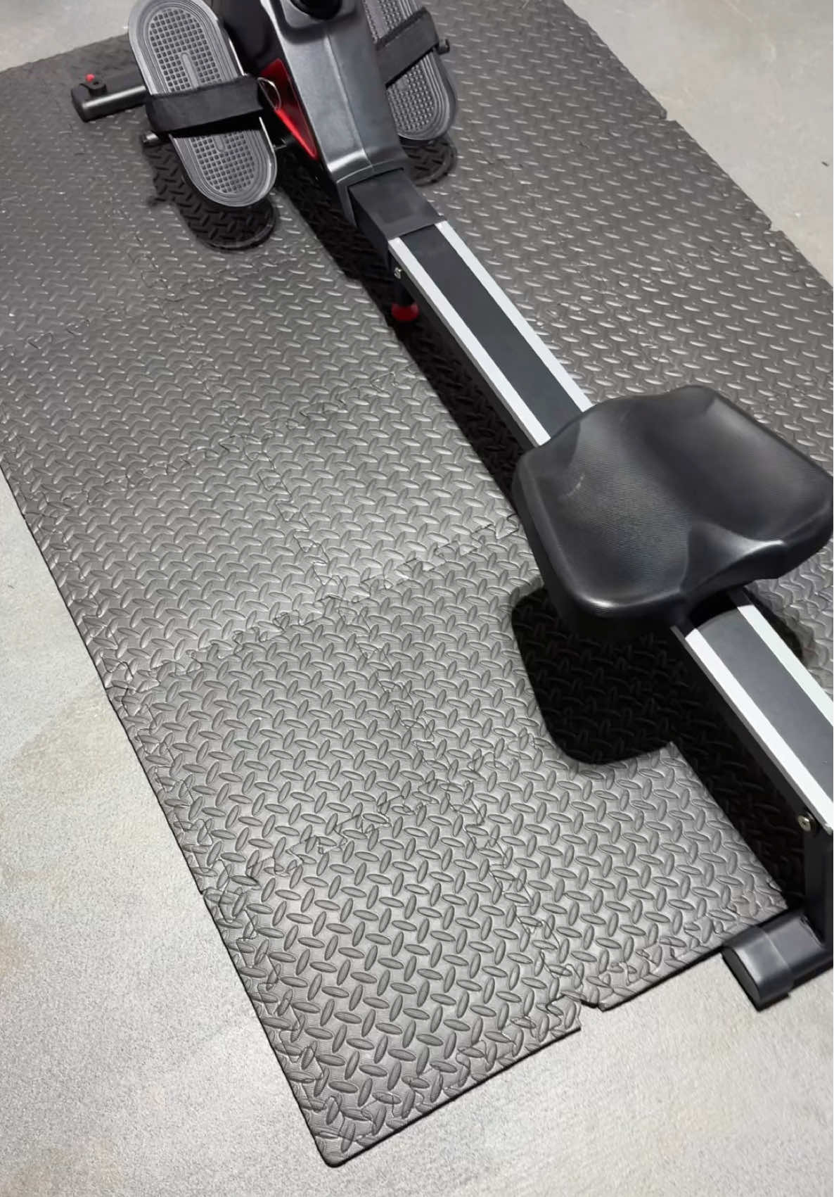 #tiktokshopcreatorpicks #fyp #homegymequipment #homegymmusthaves #gymessentials 
