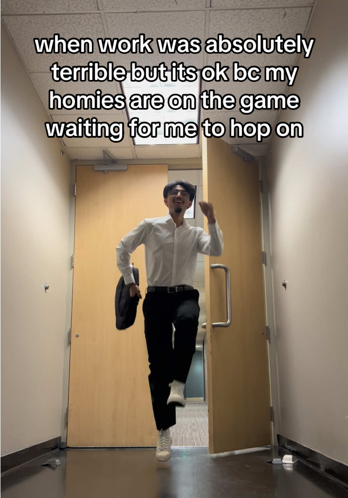 “yoo we need one more” |#gaming #videogames  #fyp #gamingmemes #lookback 