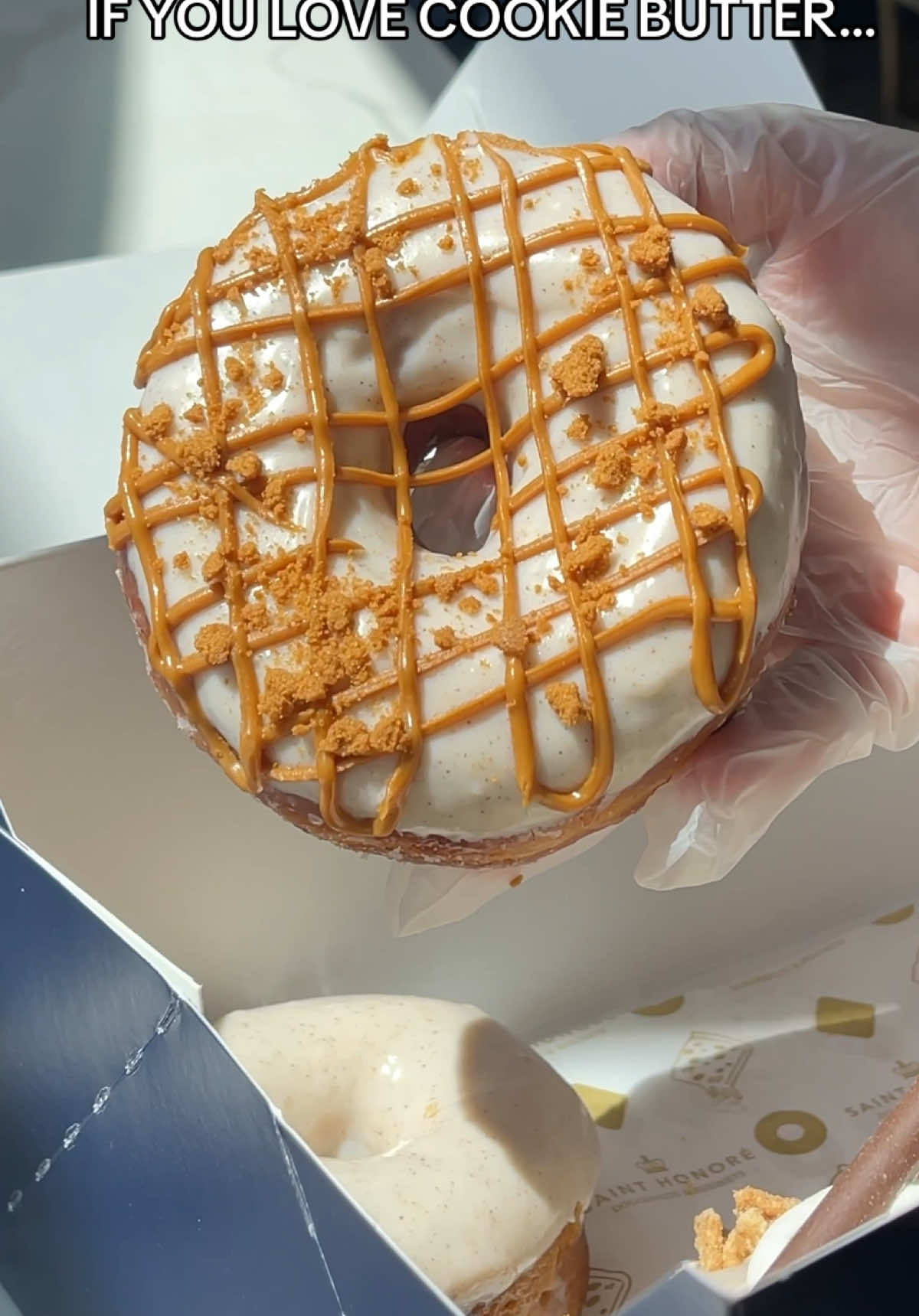 It’s so good 🤤 #couturedoughnuts #donutshop #dessert #cookiebutter #vegasfoodie