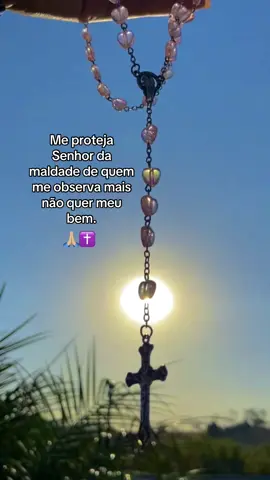 Que volte pra elas em forma de amor, que o Espírito Santo preencha o vazio na vida delas, que elas encontre o caminho da luz e do amor que só provém de ti meu DEUS! 🙏🏼🙌🏼🤍