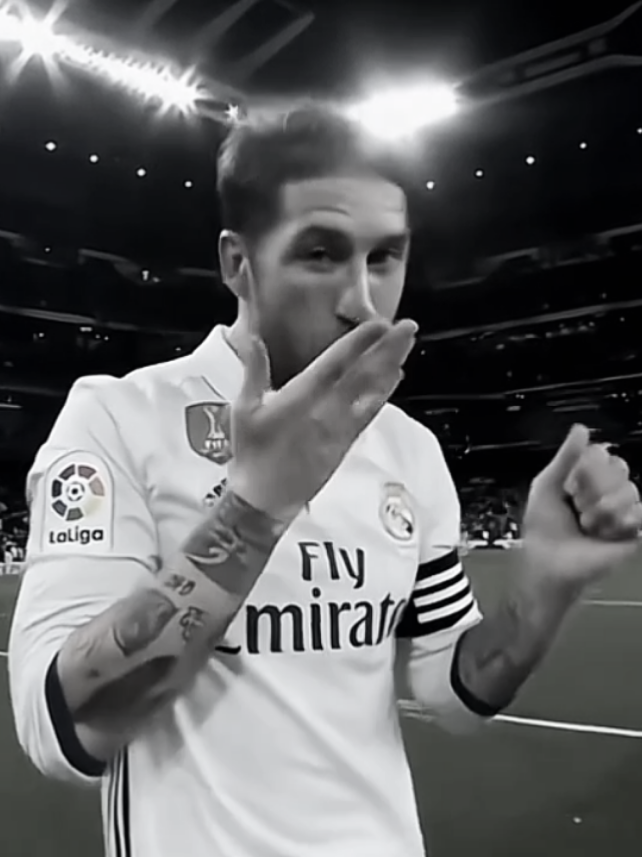 اي ملك يتخلئ عن شعبه💔.  #sergioramos4 #صعودني 