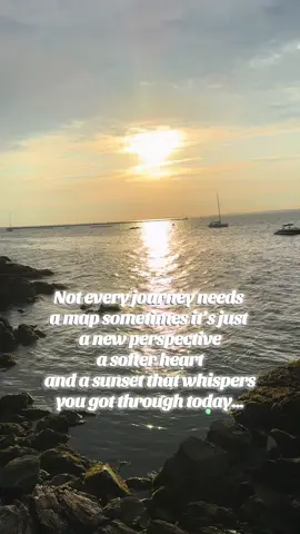 The sun sets to rise again & so do we ☺️#sunset #scenic #sun  #reflection #motivation 