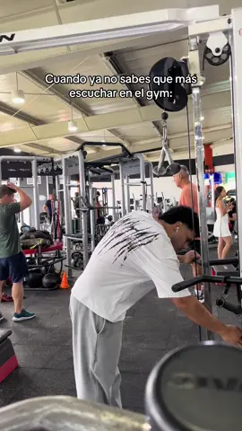 Recomienden música 🇨🇴 #gym #humor #GymTok #colombia #gymshark 