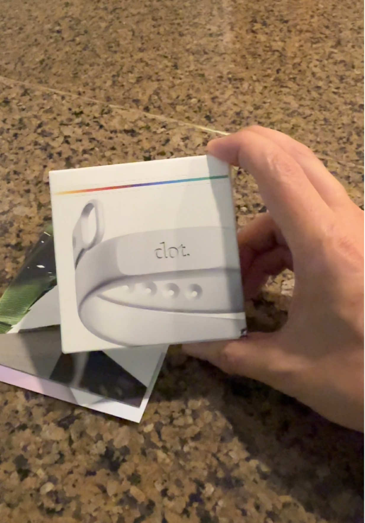 This is one of the best new #digitalbusinesscard bracelets you can get now! Must see! #Kahlatech #kahlaDeals #TikTokShopCreatorPicks 