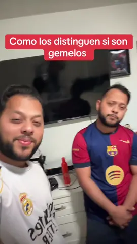 Fácil hay diferencias 🙆🏻‍♂️🙆🏻‍♂️ #fypシ #hermanos #futbol  @EricsonPortillo13 