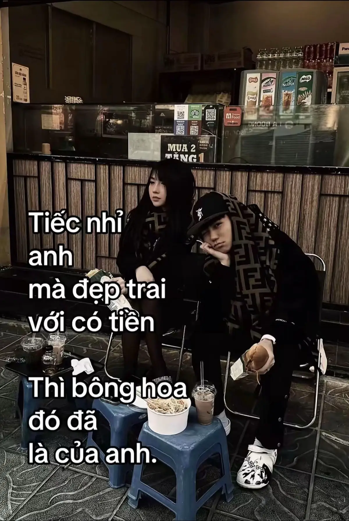 Ngày ấy chính anh là người chọn buông bỏ, mà cũng chính anh là người chưa thể quên được.