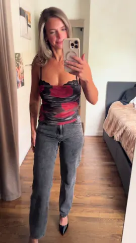 Going out top 🔥 #trendingtops #OOTD #whattowear #viral #fyp