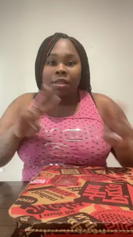 #fyp #Pizzahut #mukbang #Dinner #Roadto1k Come eat some Pizza 🍕 with me 😋 One of my Favs 🤤 Like, Share & Comment 🫶🏾 Follow Me for more content 🥰 I always follow back 🤞🏾