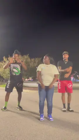 THROW IT😮‍💨🔥‼️ @Slim 199x W/ SIS @shiyah_.lashay❤️ #fyp #foryou #viral 