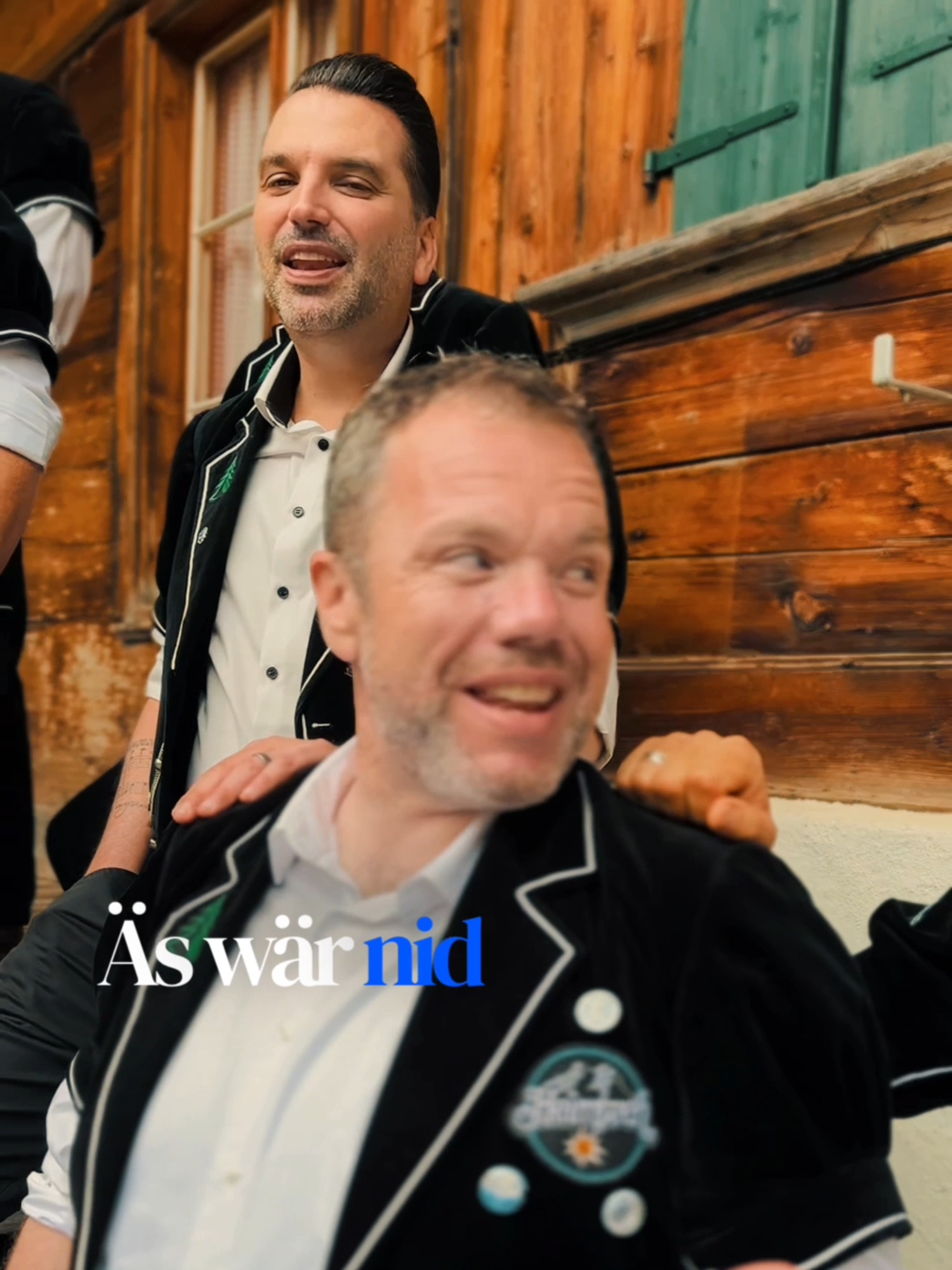 Es si nor 4 Wort......❤️ https://ffm.to/ihadigaern #heimweh #heimwehmusig #schweiz #männerchor #vodebärgehär