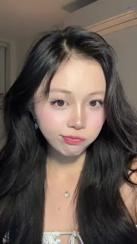 when you’ve made it to viet tiktok but are too single to do the trends :’) 