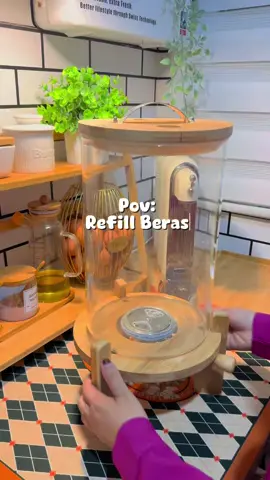 Awal bulan macam biasa semua kena isi dah ☺️  Bekas beras muji beli sini: @Fitrianihassan🌼  #refill #refillwithme #randomvideo #kitchenorganization #kitchen 