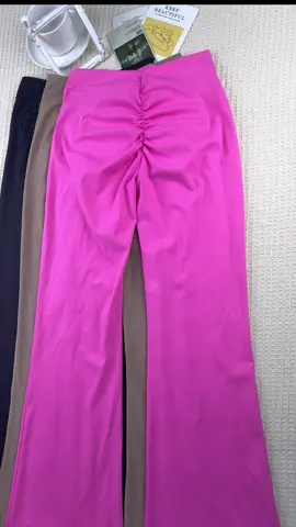 Final countdown These body-sculpting pants = gym power + street chic. Don’t miss out!🥰🥳 #FitnessGoals #OOTDInspo #StyleCheck #GymLooks #TrendingNow