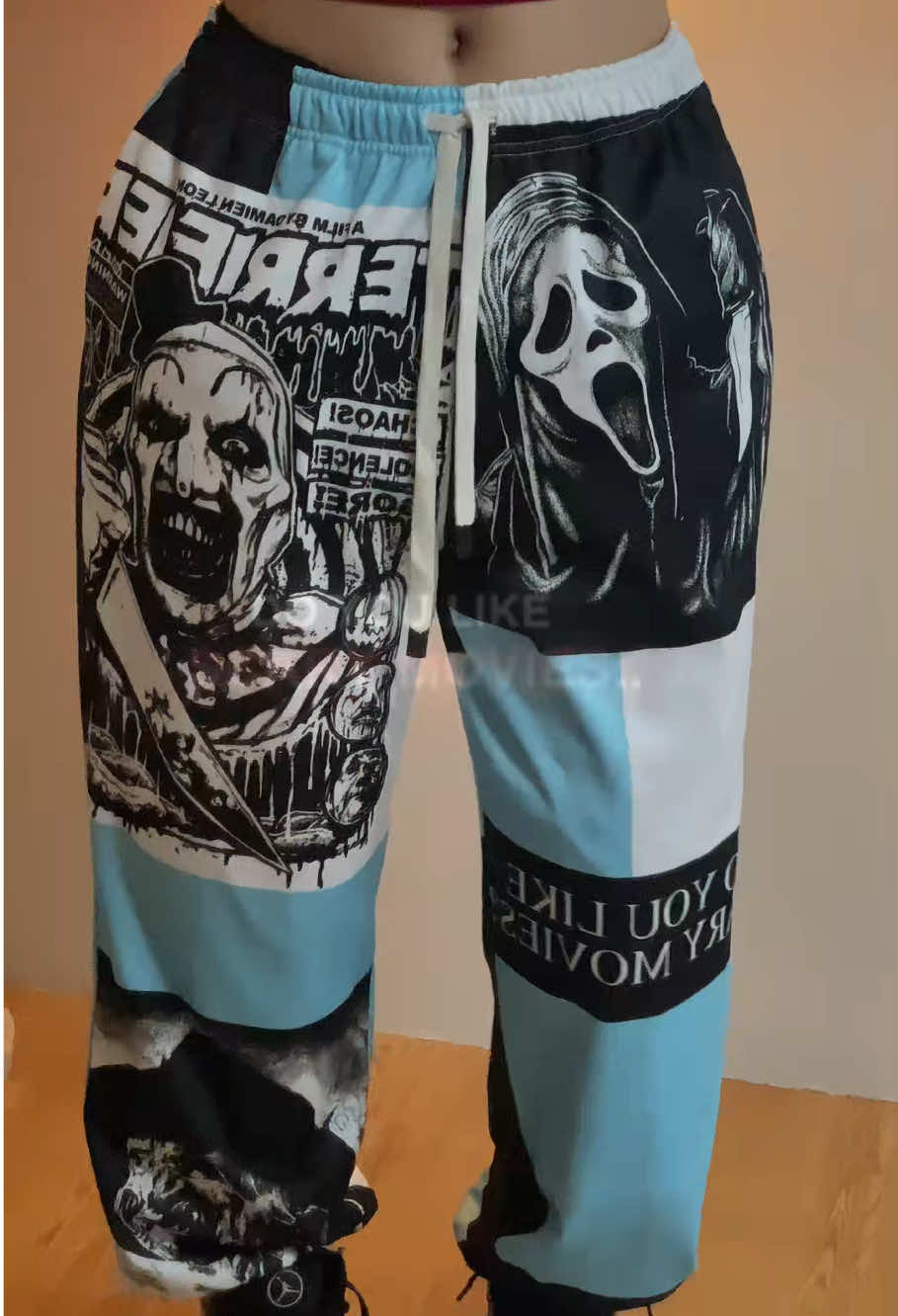 💀🔪#halloween #horror #sweatpants #ghost #fyp 