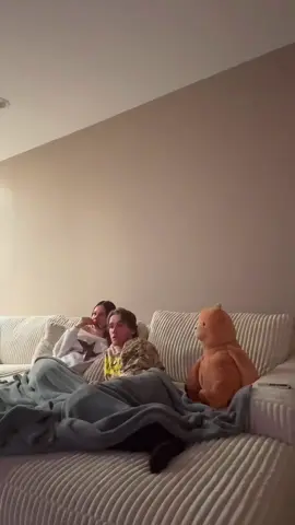 The scream was absolutely worth it 🤣#prank #scarepranks #funnyprank #coupleprank #couplegoals #funnycouple #viral #reaction #fyp 