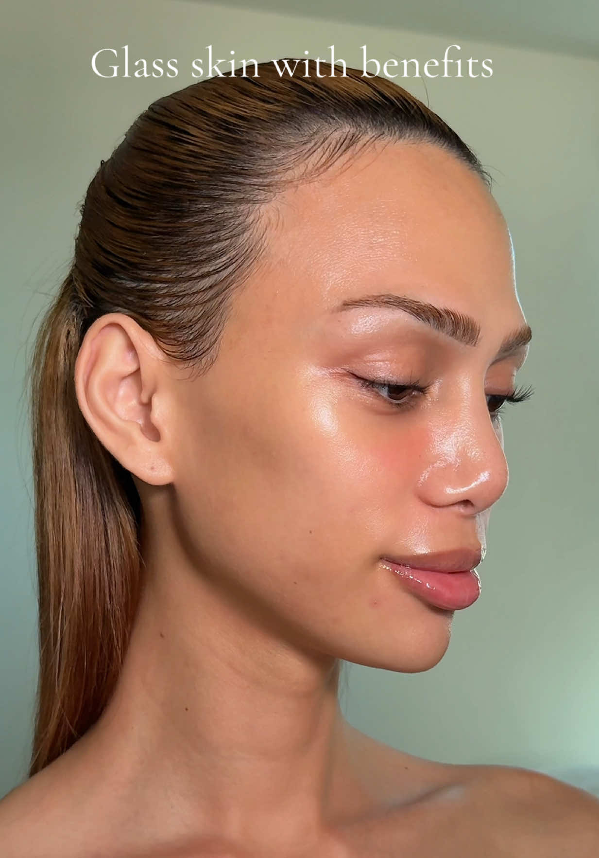 Glass skin with benefits @anua_global @Anua Store US 💕 Used: - niacinamide 5 + TXA brightening pad for skin clarity and balancing skin tone  - niacinamide 10% + TXA 4% serum for skin clarity and balance    #anua #anuasuperbrandday #allspotoneserum #anuadarkspotserum #glasskin 