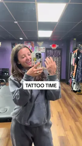 EEEEEEKKKKK any guesses of what the surprise tat is??? Love my girl Ashley 🫶🫶🫶❤️‍🔥❤️‍🔥❤️‍🔥 #tattoo #wedding #tattooappointment #Vlog #dayinmylife 
