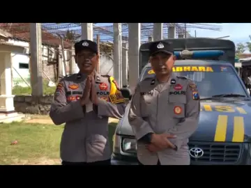 BHABINKAMTIBMAS HADIR, BERBUAT, BERMANFAAT UNTUK MASYARAKAT. Bhabinkamtibmas Desa Tanjungrejo Polsek Wuluhan Polres Jember Aipda Deni Herdianto, S.H. melaksanakan monitoring giat kirab santri dalam rangka peringatan Maulid Nabi Muhammad SAW di PP Roudlotussalam Dsn. Karangsono, Desa Tanjungrejo, kec. Wuluhan Kab. Jember.  #BhabinkamtibmasDesaTanjugrejo  #polsekwuluhanpolresjember  #polriuntukmasyarakat  #bhabinkamtibmashadirberbuatbermanfaat  #foryou 