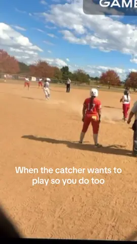 She gives me a heart attack every time she’s on the bases 🙄 @Mi spammy if ur annoyed byee🥹 