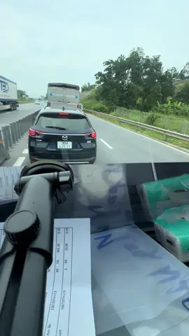 Cao tốc 2 lan quá bất tiện , lại 1 năm đi làm không công 😩😩