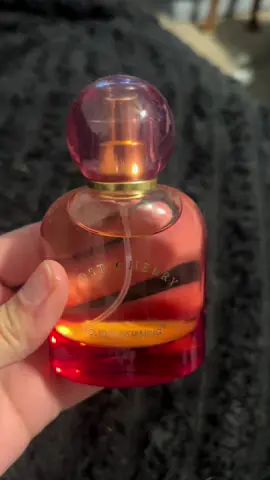 This smells so good!! #fyp #trending #Tiktokshop #honestreview #greatdeals 