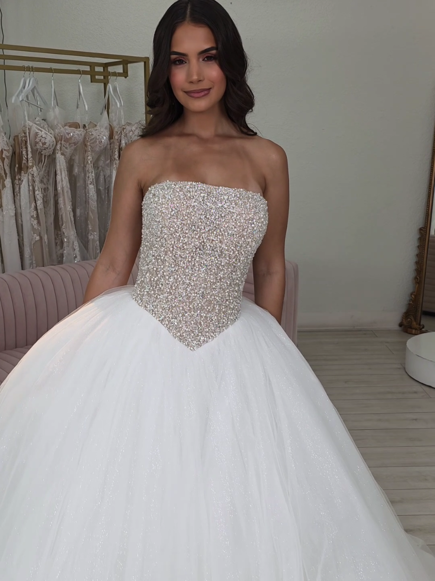 P E R F E C T ✨️P R I N C E S S ✨️ DR E S S ✨️ #maggiesotterodesigns #miamibride #bride #weddingdress 