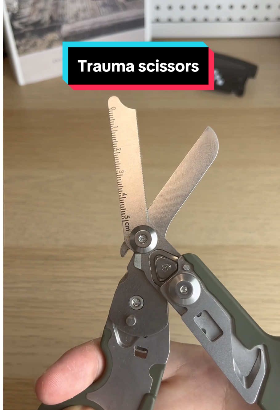 Trauma scissors now 55% OFF 😍🔥🔥@Faireach&Chiclew #campingequipment #emergency #survival #trauma #scissors #cut 