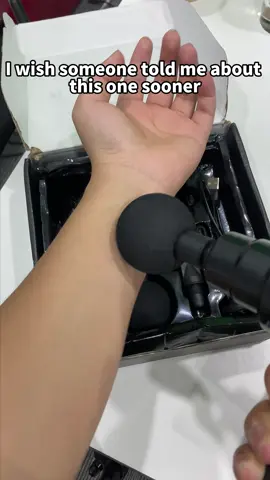Post-workout recovery just got easier! 🔥#MassageGun#MuscleRecovery#OfficeMuscleRelief#AthleteRecovery#QuietMassageGun#AmazonMustHave#PrimeDayDeal
