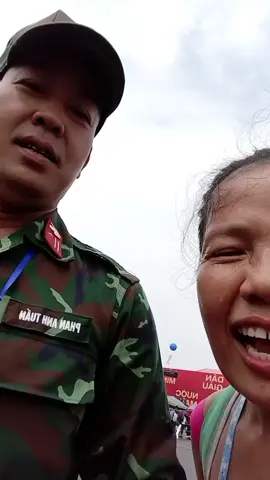 thủy mê trai làm tiểu tam????