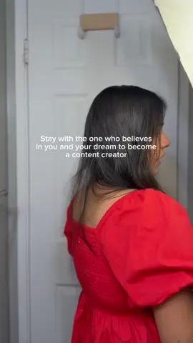 I was in the middle of filming and realized my lighting was NOT GOOD but I’m trying amigas 😭 #microinfluencer #contentcreator #smallcontentcreators #latinacontentcreator #latinacreator 