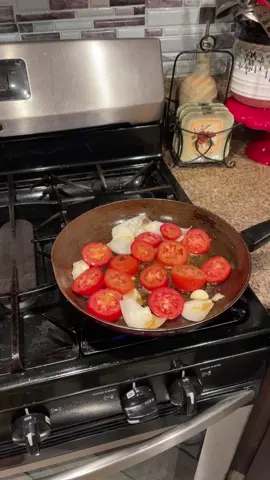 # preparando nuestra cena 🥘 