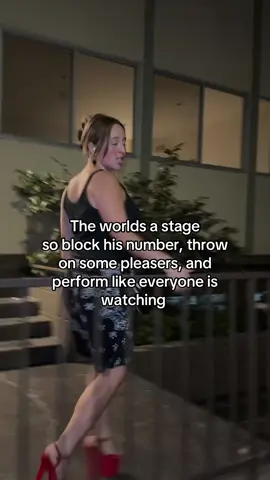 Crying at this @athenawrong do notttt put us in some pleasers 😭😭