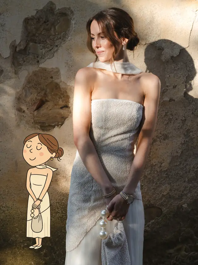 Had to use the Lizzie McGuire trend for my Tuscany Italy wedding ✨ still so obsessed with all of my dresses 🤍  #weddinglooks #weddingdress #customweddingdress #italywedding #tuscanywedding  📸 @Italy wedding photographer  @macymartinmeyer 