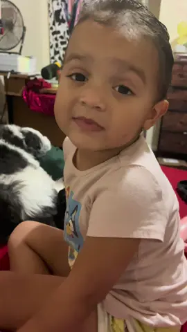 @Ms Rachel my daughter loves you so much 🫶🏽💜 Please tag her down  please #msrachel #toddlersoftiktok #foryoupage #sahm#fyp 